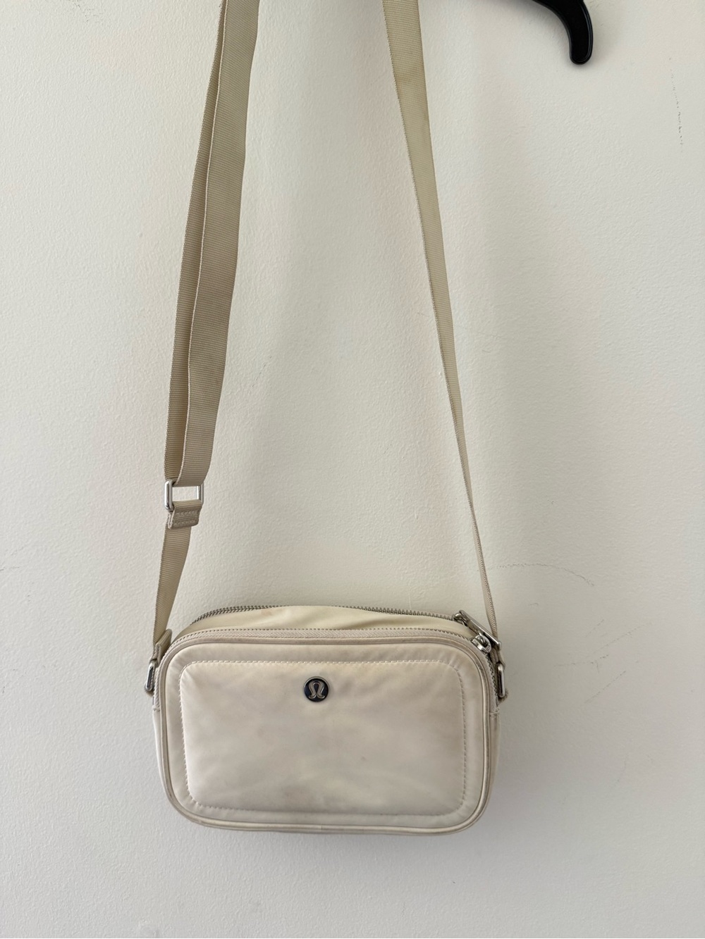 Lululemon Crossbody Camera Bag 2L White Opal #Lux-T
